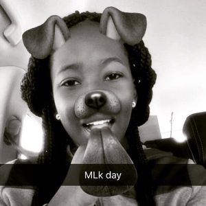 Meet your Posher, Ashley